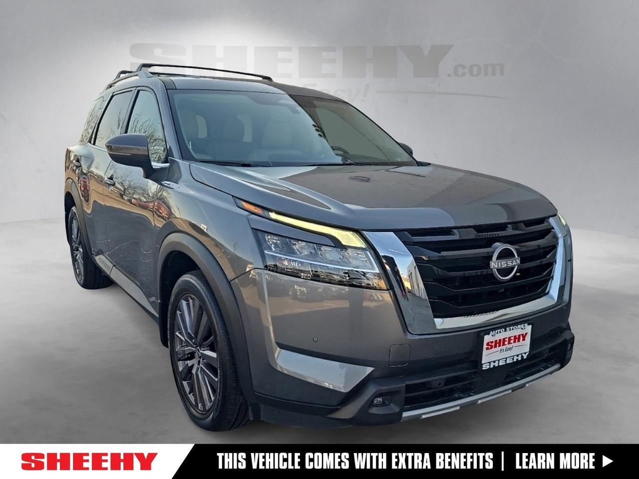 2023 Nissan Pathfinder SL