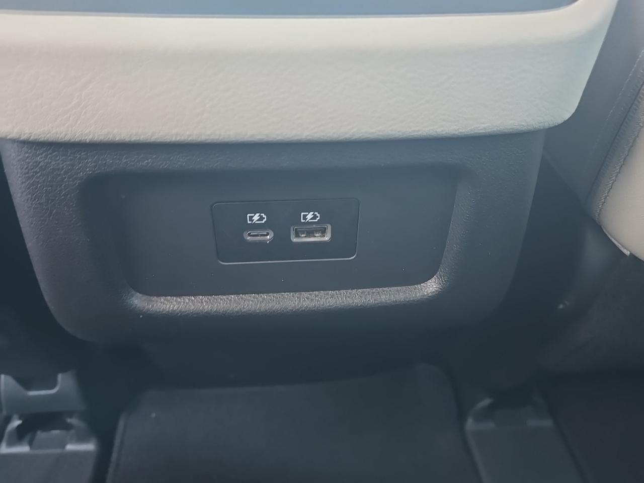 2023 Nissan Pathfinder SL Glen Burnie MD