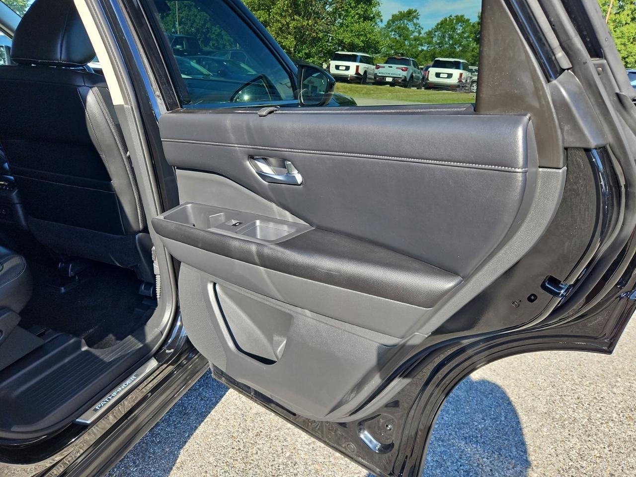 2023 Nissan Pathfinder SL Waldorf MD