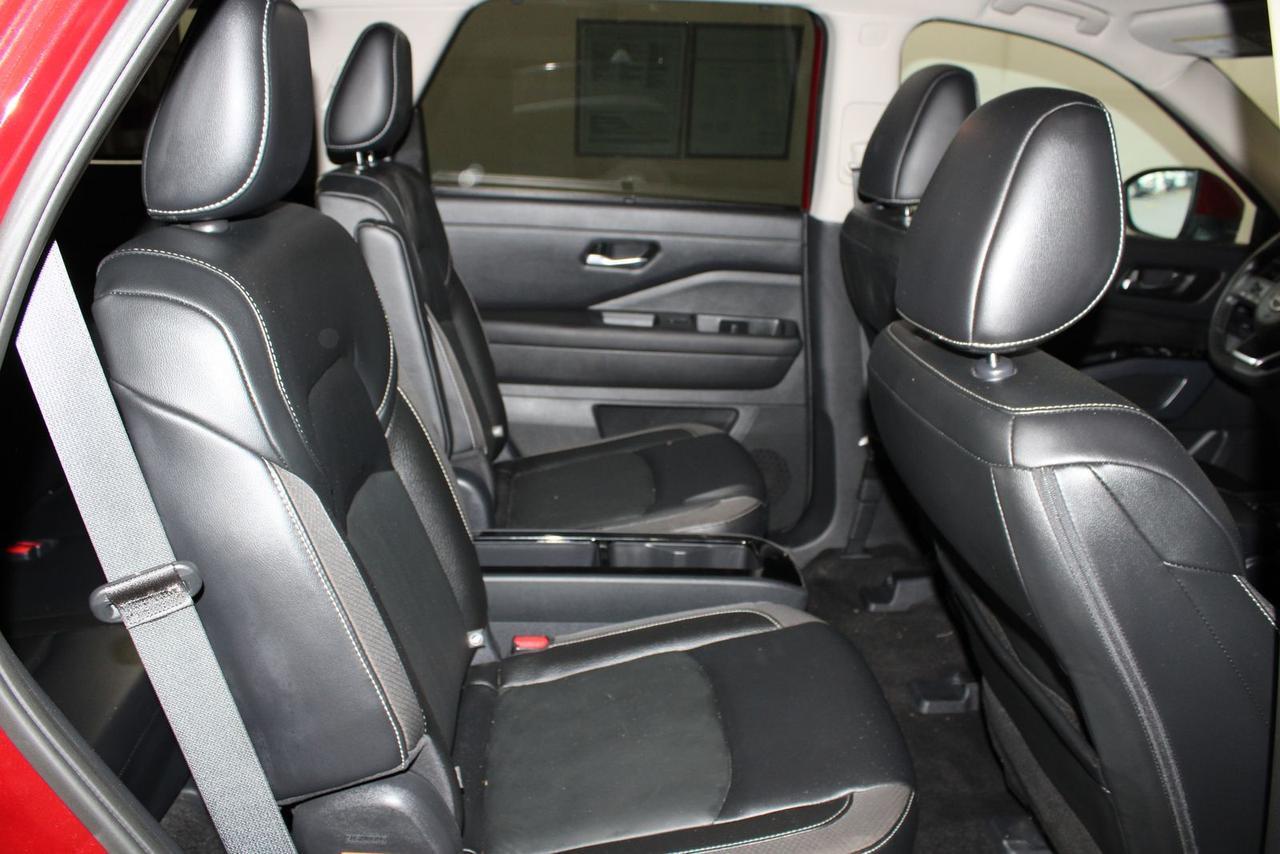 2023 Nissan Pathfinder SL Manassas VA