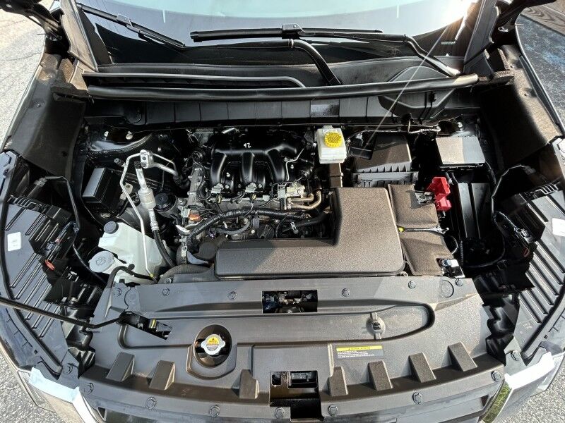 2023 Nissan Pathfinder SV Whitinsville MA