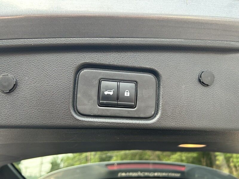 2023 Nissan Pathfinder SV Webster MA