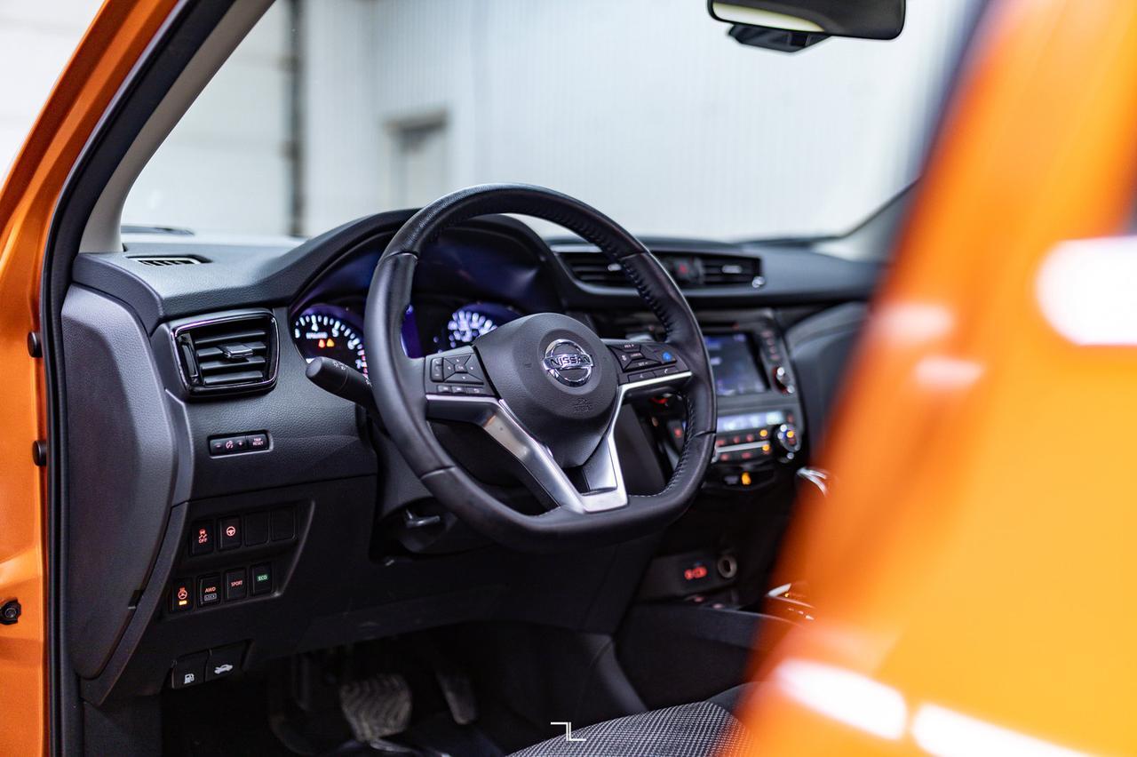 2023 Nissan Qashqai AWD SV Roof BCam Red Deer AB