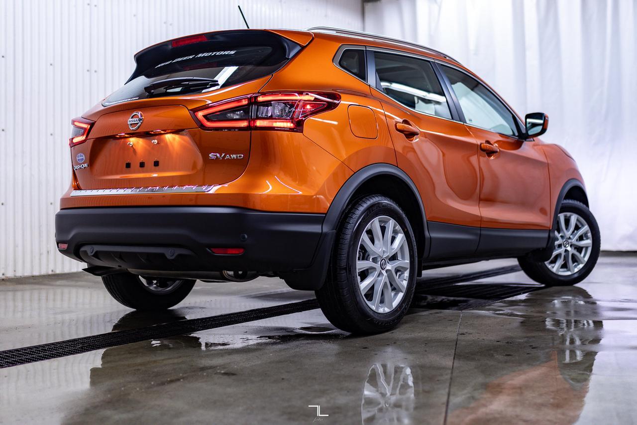 2023 Nissan Qashqai AWD SV Roof BCam Red Deer AB