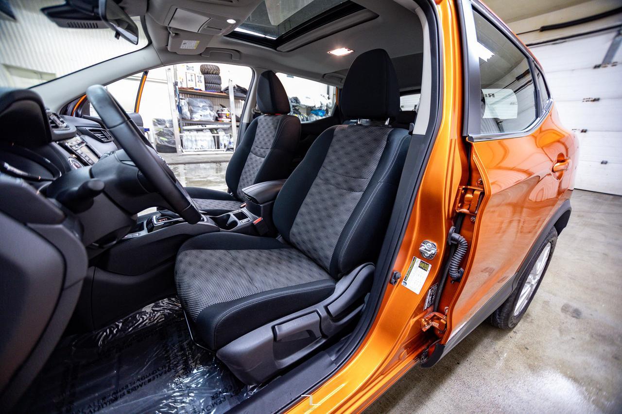 2023 Nissan Qashqai AWD SV Roof BCam Red Deer AB