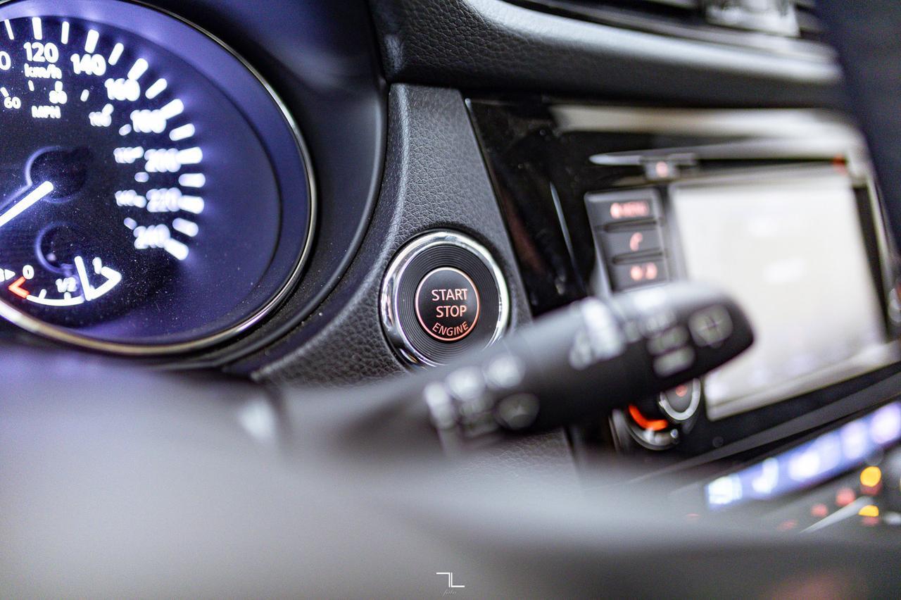 2023 Nissan Qashqai AWD SV Roof BCam Red Deer AB