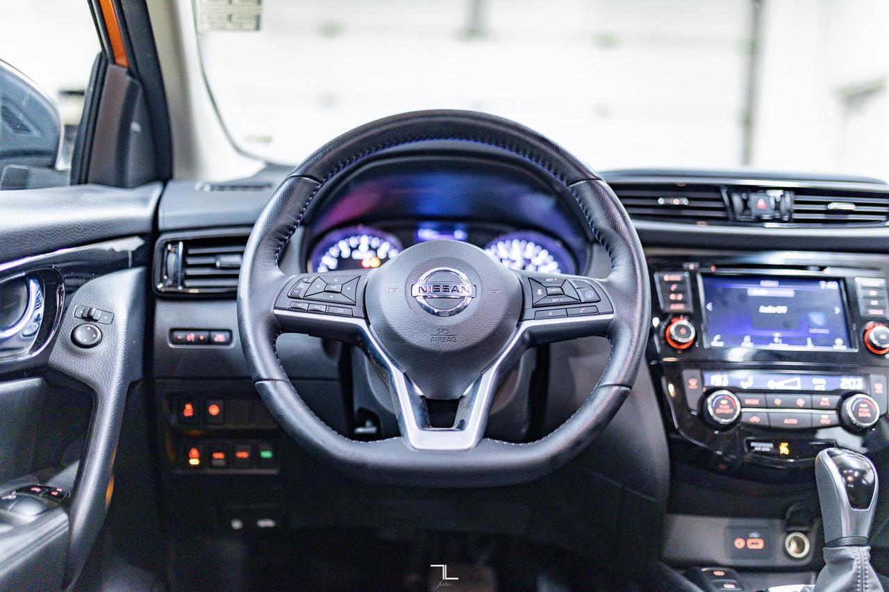 2023 Nissan Qashqai AWD SV Roof BCam Red Deer AB