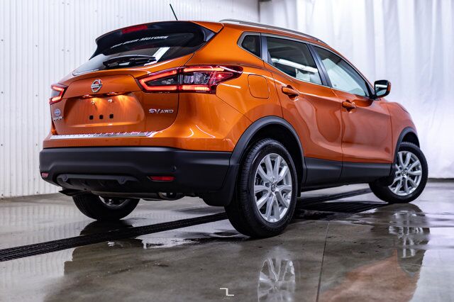 2023 Nissan Qashqai AWD SV Roof BCam Red Deer AB
