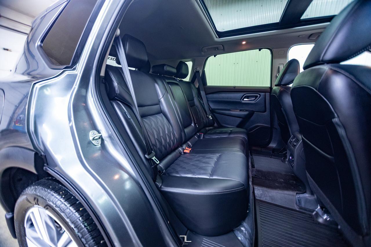 2023 Nissan Rogue AWD Platinum Leather Roof Nav BCam Red Deer AB