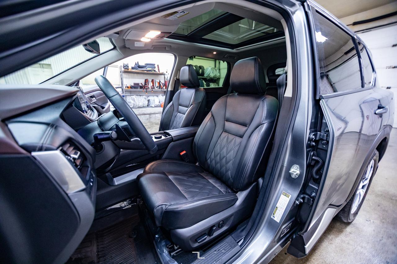 2023 Nissan Rogue AWD Platinum Leather Roof Nav BCam Red Deer AB