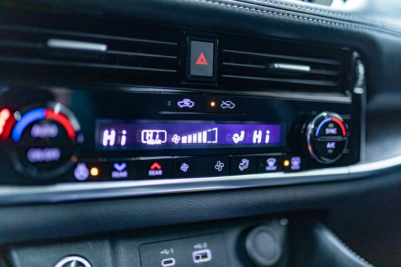 2023 Nissan Rogue AWD Platinum Leather Roof Nav BCam Red Deer AB