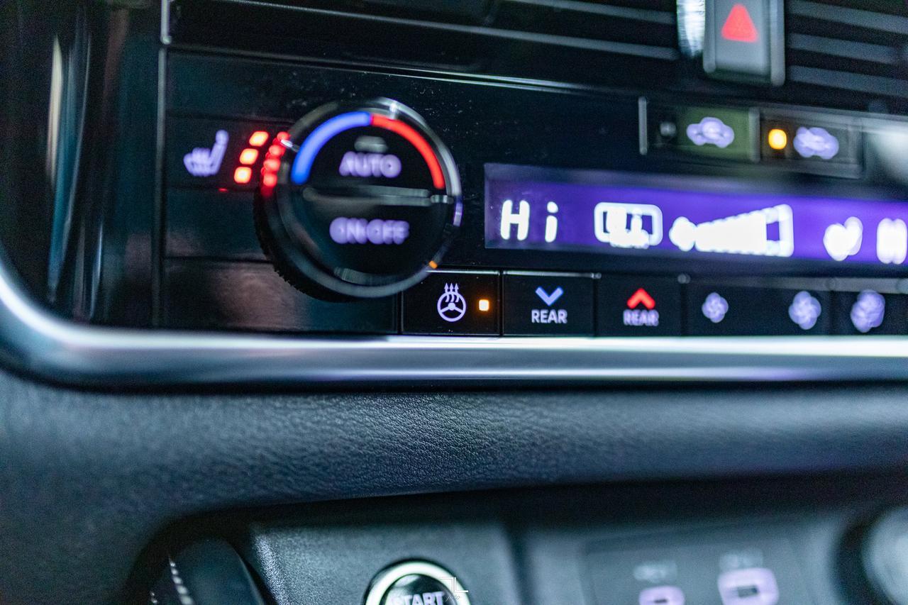 2023 Nissan Rogue AWD Platinum Leather Roof Nav BCam Red Deer AB