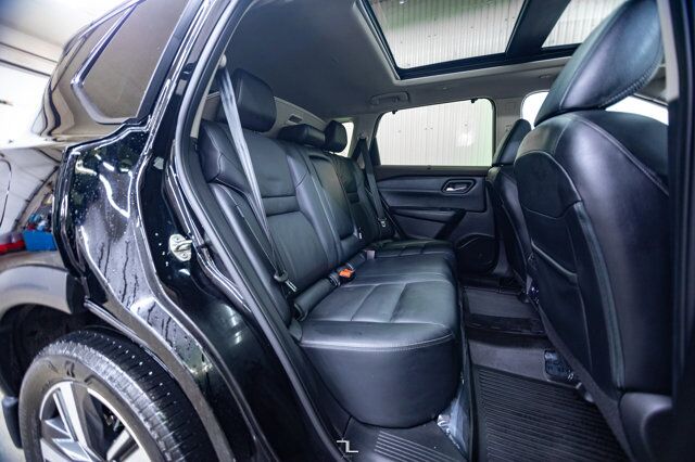 2023 Nissan Rogue AWD SL Leather Roof Nav BCam Red Deer AB