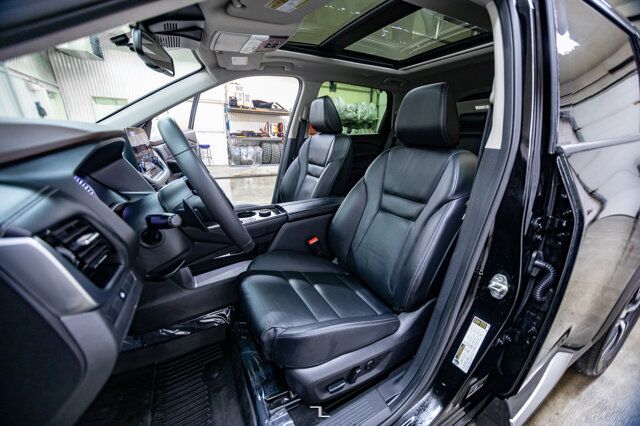 2023 Nissan Rogue AWD SL Leather Roof Nav BCam Red Deer AB