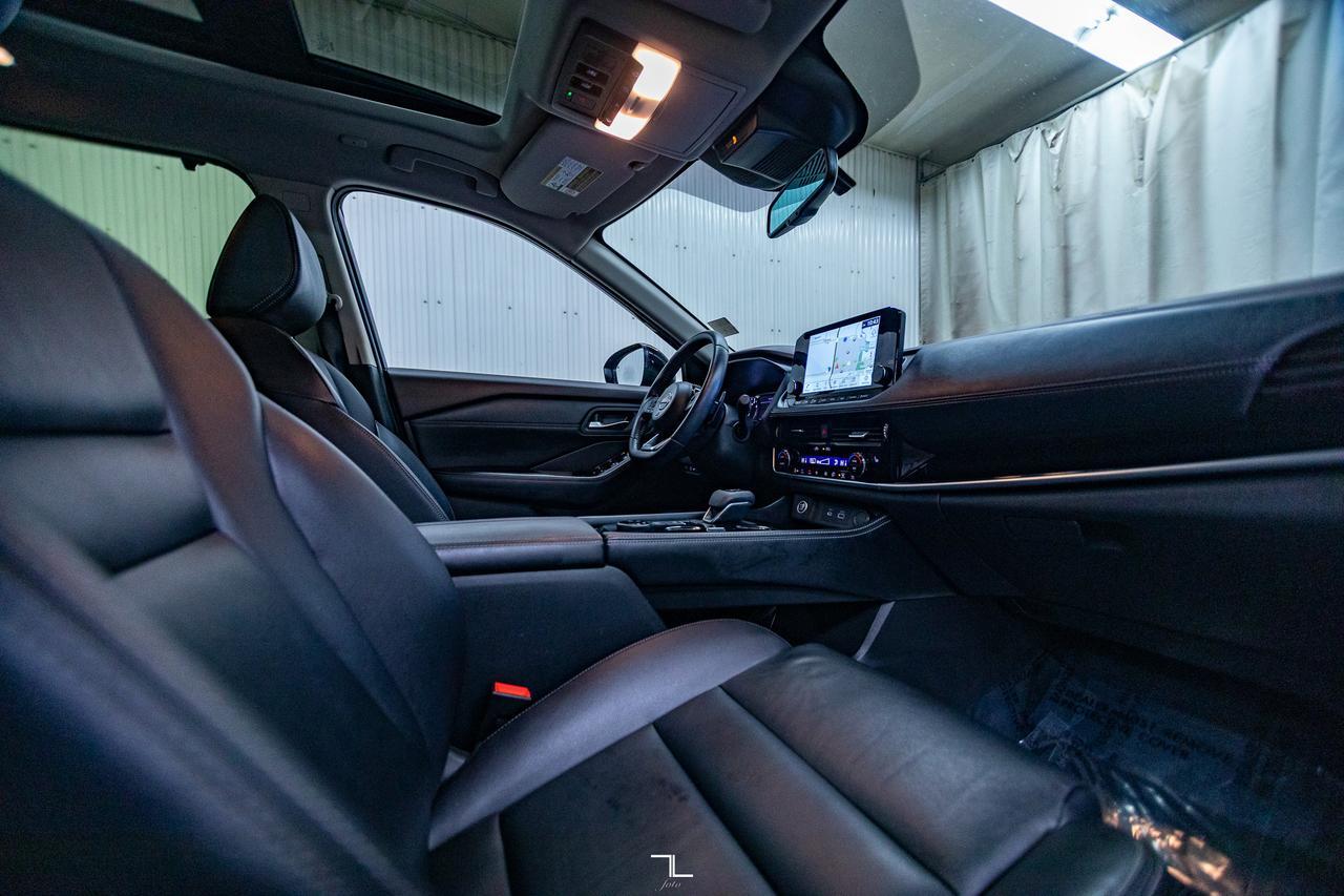 2023 Nissan Rogue AWD SL Leather Roof Nav BCam Red Deer AB