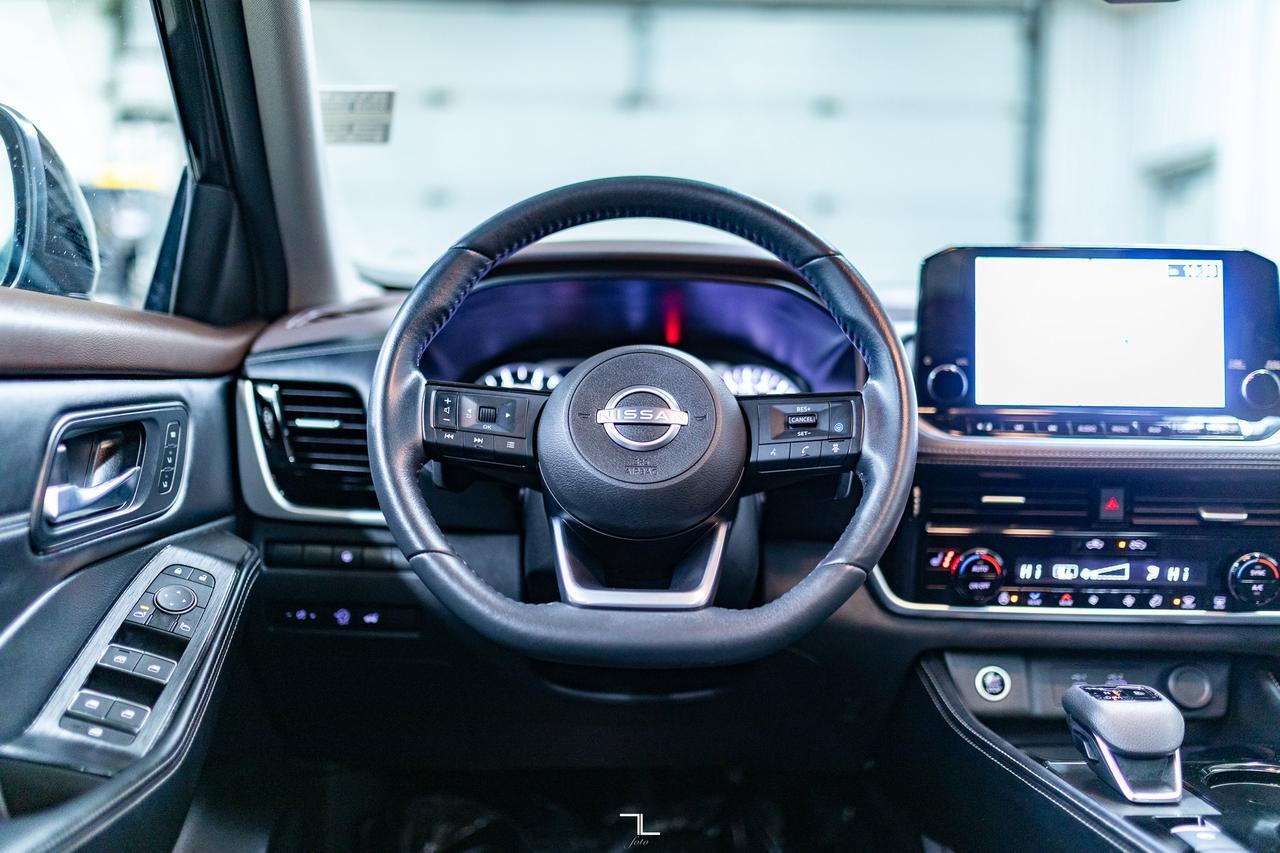 2023 Nissan Rogue AWD SL Leather Roof Nav BCam Red Deer AB