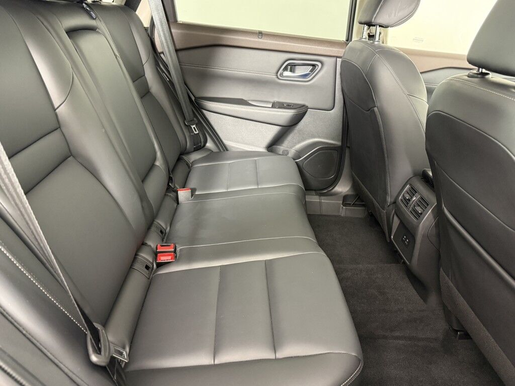 2023 Nissan Rogue AWD SV Midnight Edition W/Premium Package Maumee OH