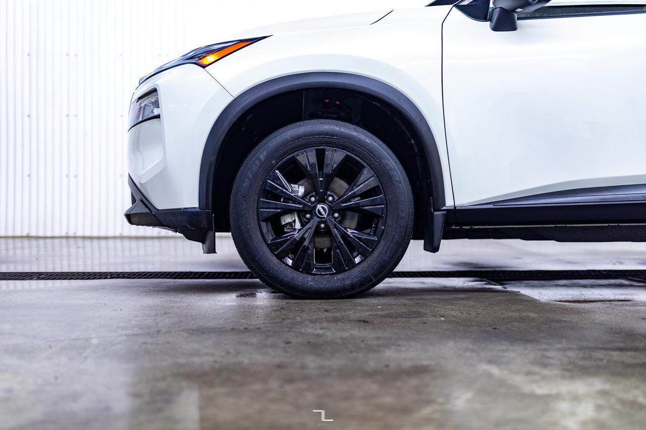 2023 Nissan Rogue AWD SV Midnight Leather Roof BCam Red Deer AB