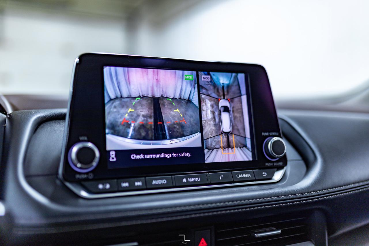 2023 Nissan Rogue AWD SV Midnight Leather Roof BCam Red Deer AB