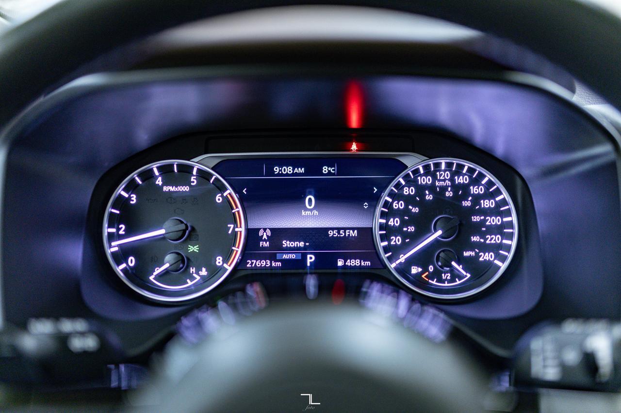 2023 Nissan Rogue AWD SV Midnight Leather Roof BCam Red Deer AB