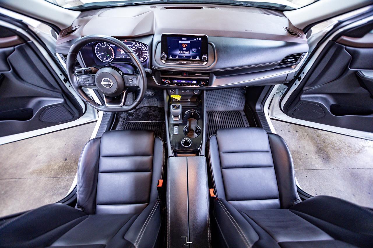 2023 Nissan Rogue AWD SV Midnight Leather Roof BCam Red Deer AB