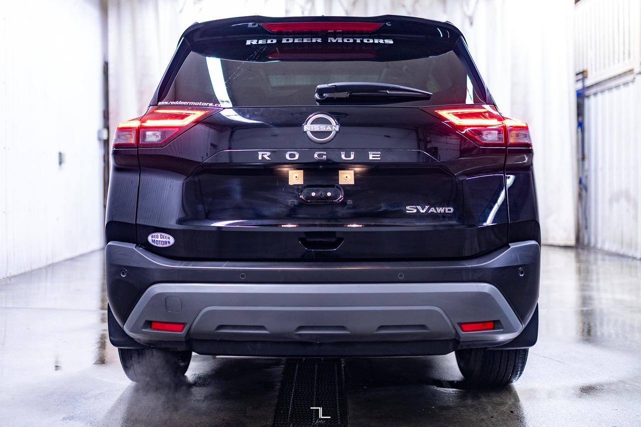 2023 Nissan Rogue AWD SV Moonroof BCam Red Deer AB