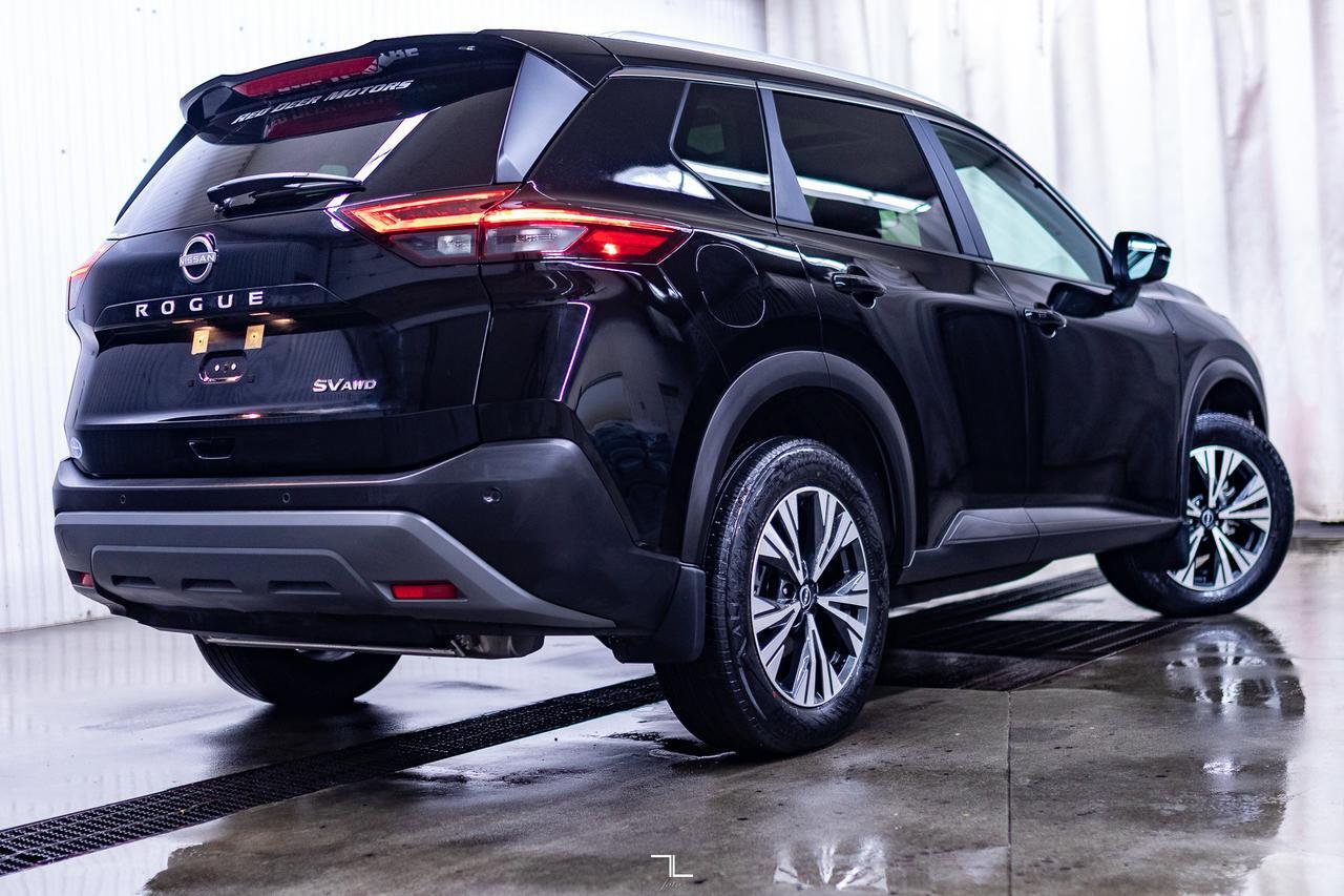 2023 Nissan Rogue AWD SV Moonroof BCam Red Deer AB