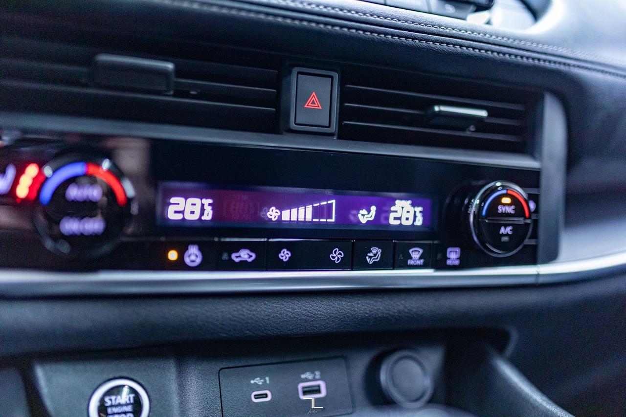 2023 Nissan Rogue AWD SV Moonroof BCam Red Deer AB