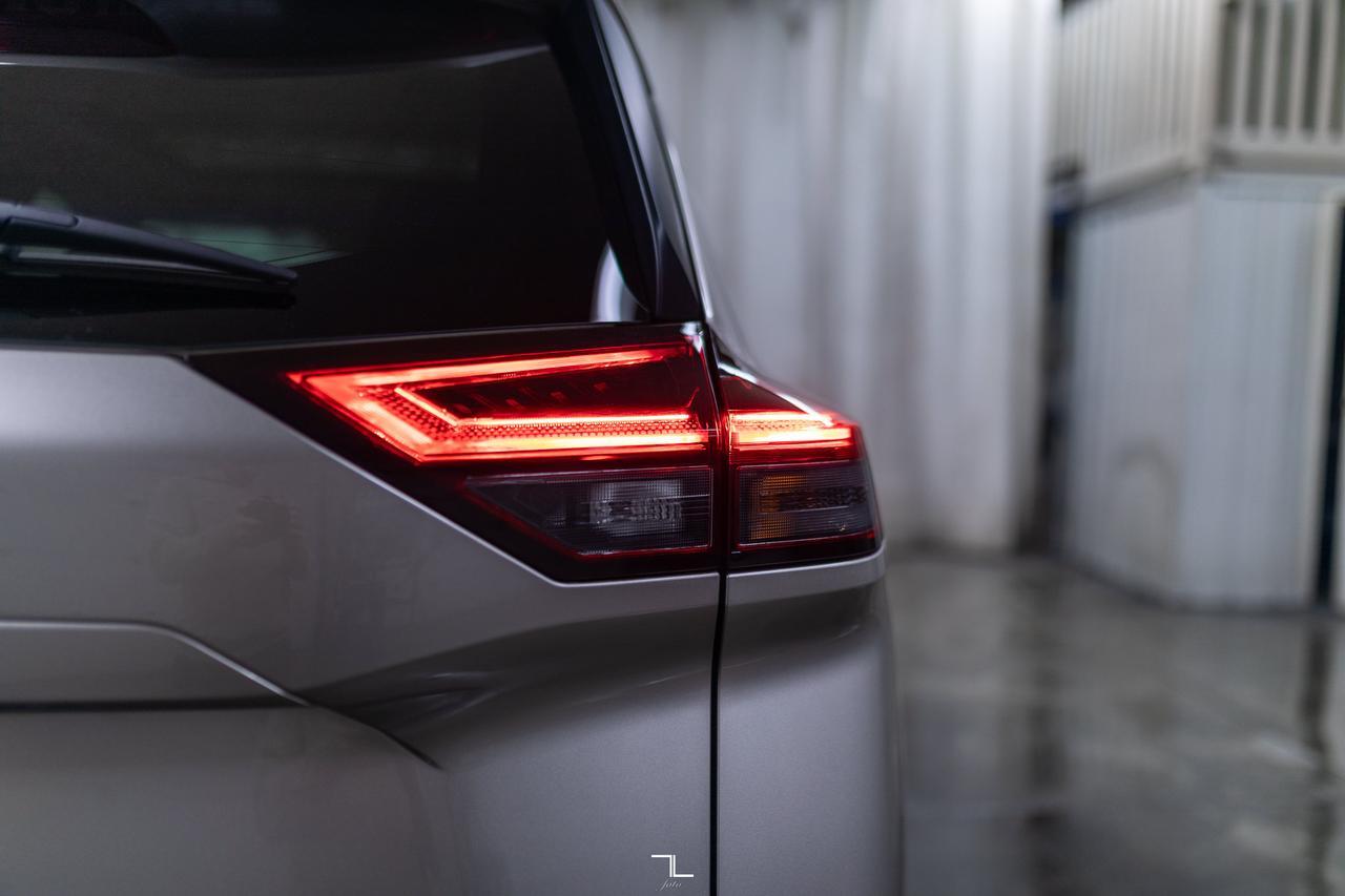 2023 Nissan Rogue AWD SV Moonroof BCam Red Deer AB