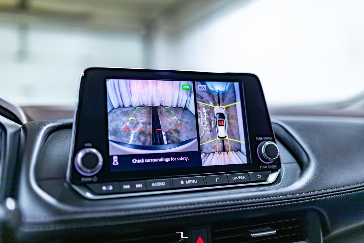 2023 Nissan Rogue AWD SV Moonroof BCam Red Deer AB