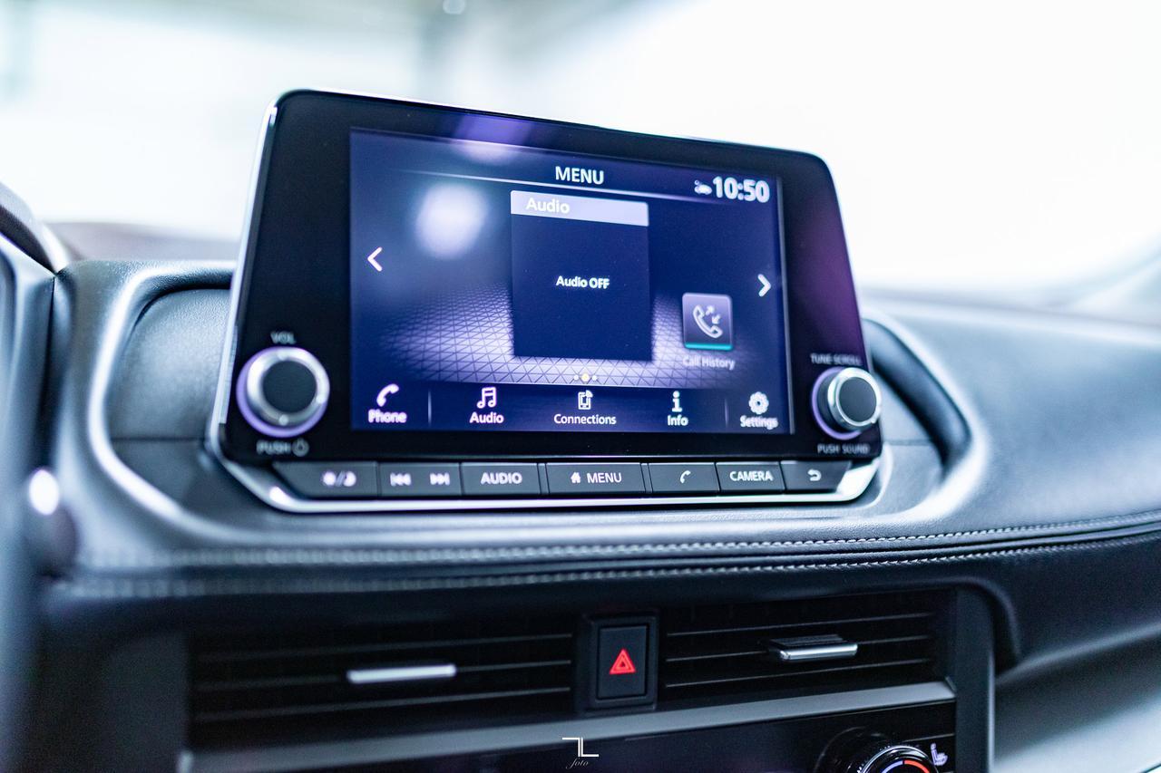 2023 Nissan Rogue AWD SV Moonroof BCam Red Deer AB