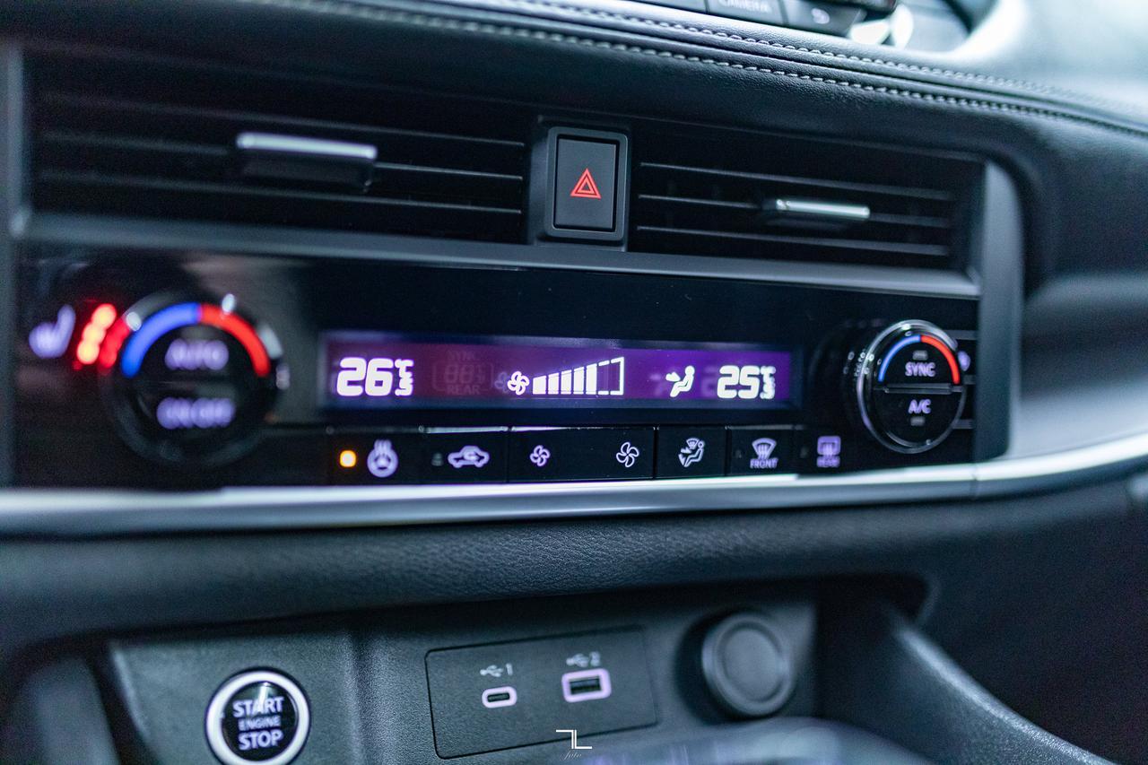 2023 Nissan Rogue AWD SV Moonroof BCam Red Deer AB