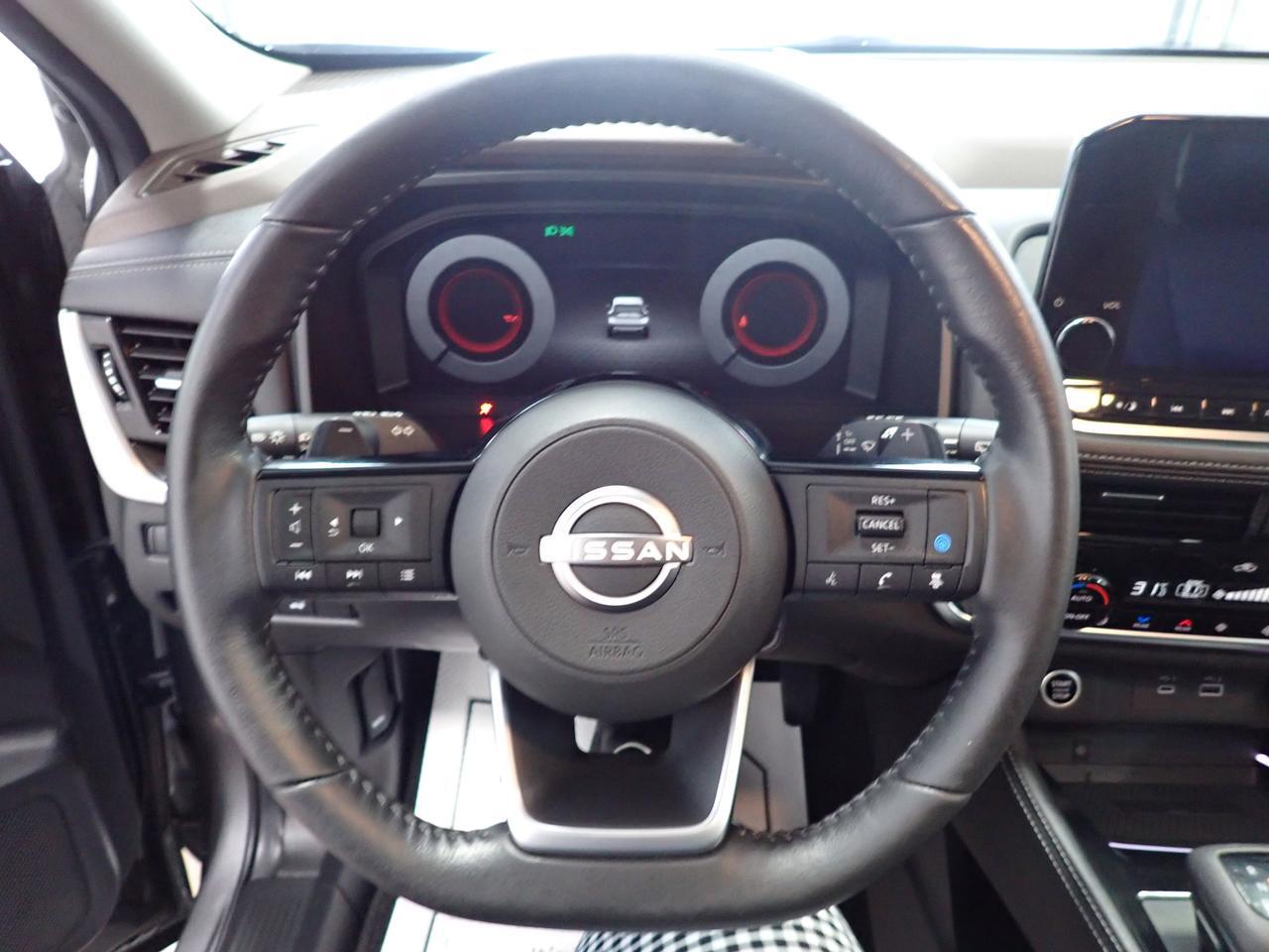 2023 Nissan Rogue Platinum AWD LEATHER NAVI SUNROOF Listowel ON