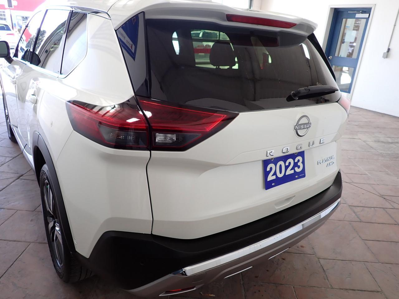 2023 Nissan Rogue Platinum AWD LEATHER NAVI SUNROOF Listowel ON