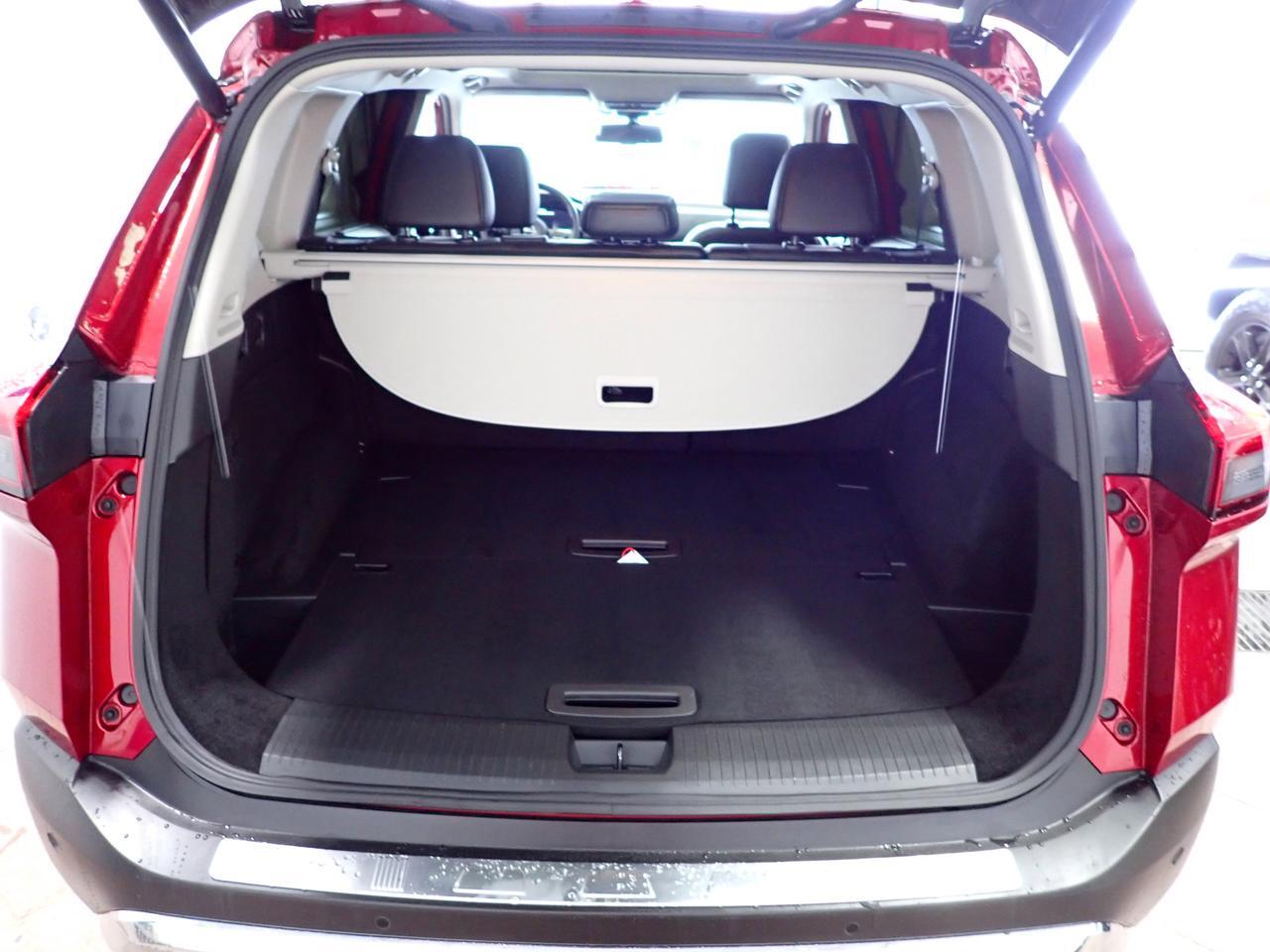 2023 Nissan Rogue Platinum AWD LEATHER NAVI SUNROOF Listowel ON