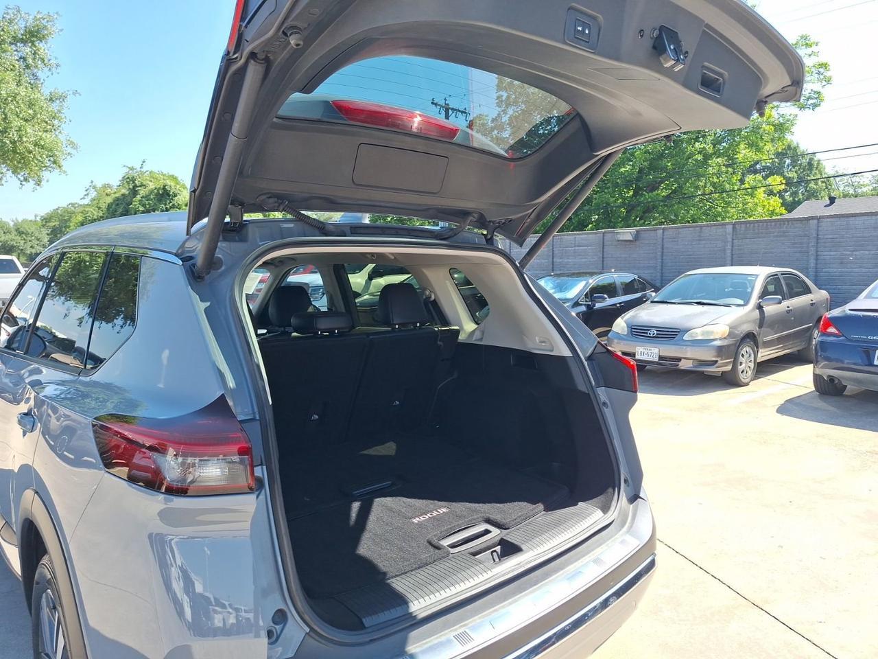 2023 Nissan Rogue Platinum Hurst TX
