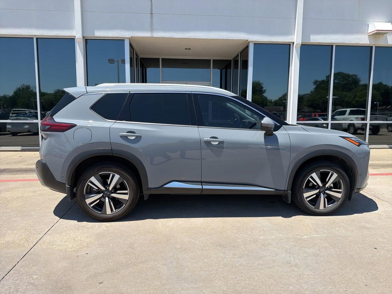 2023 Nissan Rogue Platinum Hurst TX