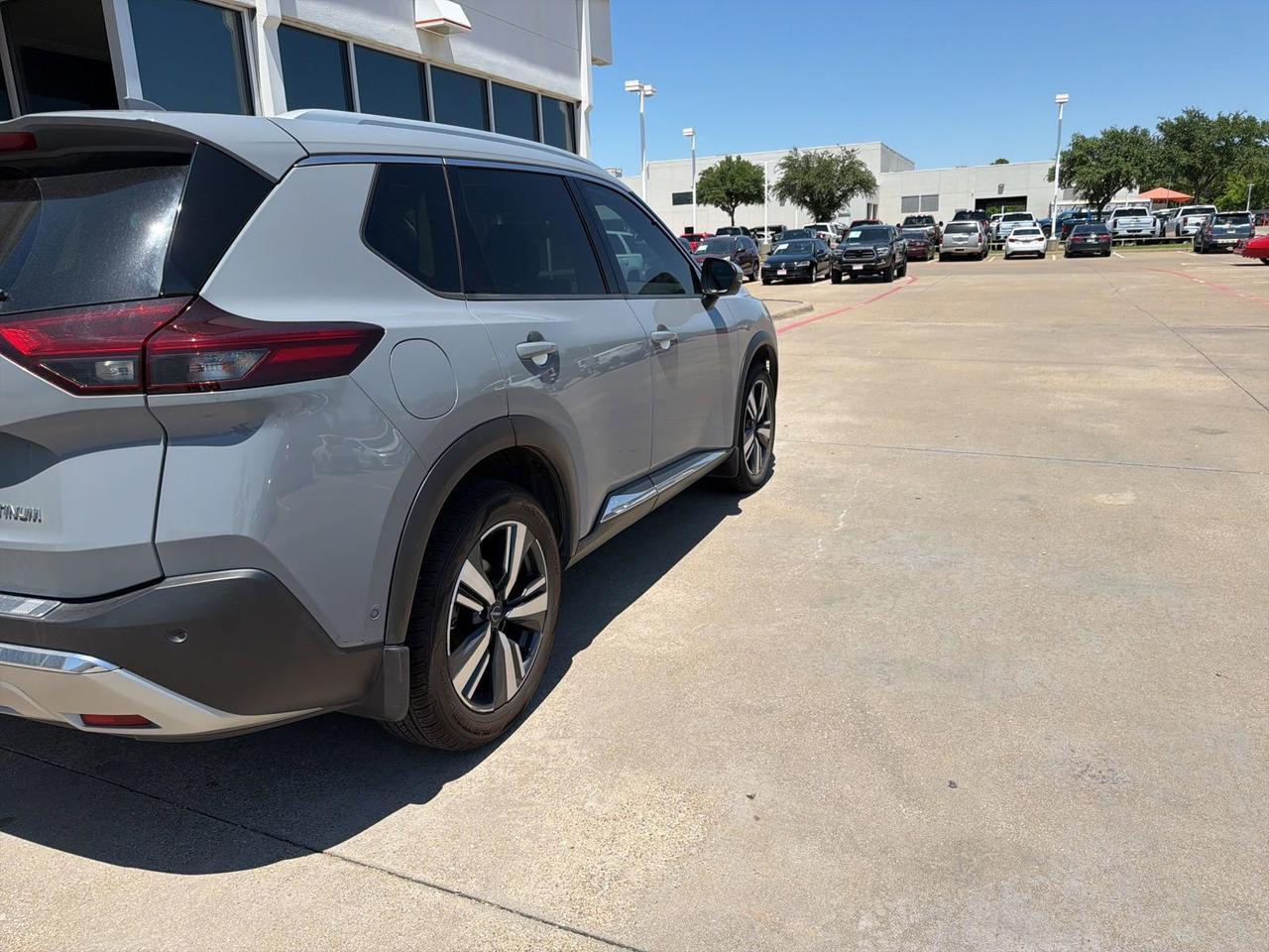 2023 Nissan Rogue Platinum Hurst TX