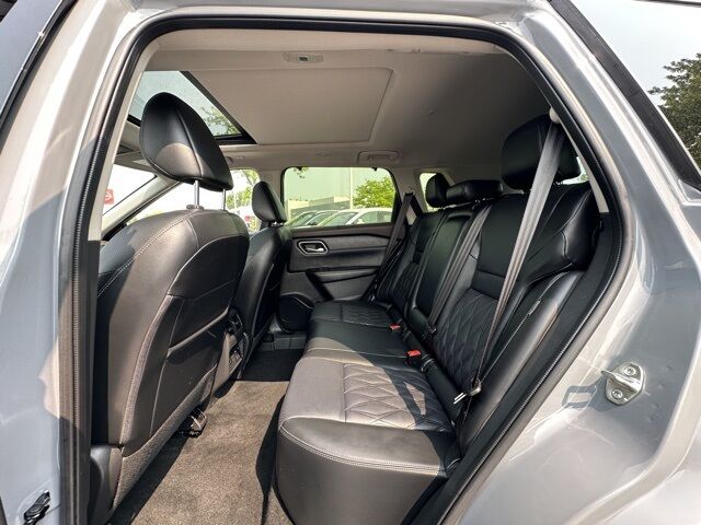 2023 Nissan Rogue Platinum Hoffman Estates IL