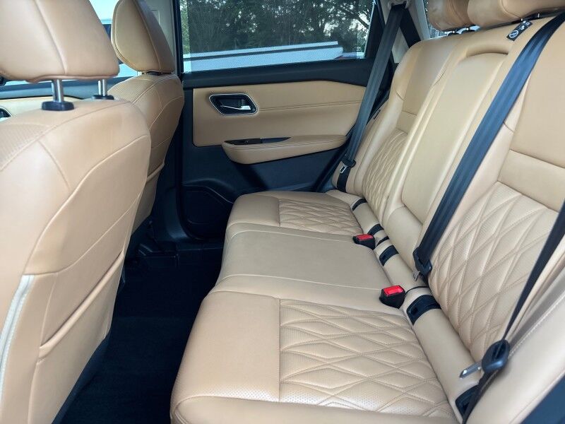 2023 Nissan Rogue Platinum Seffner FL