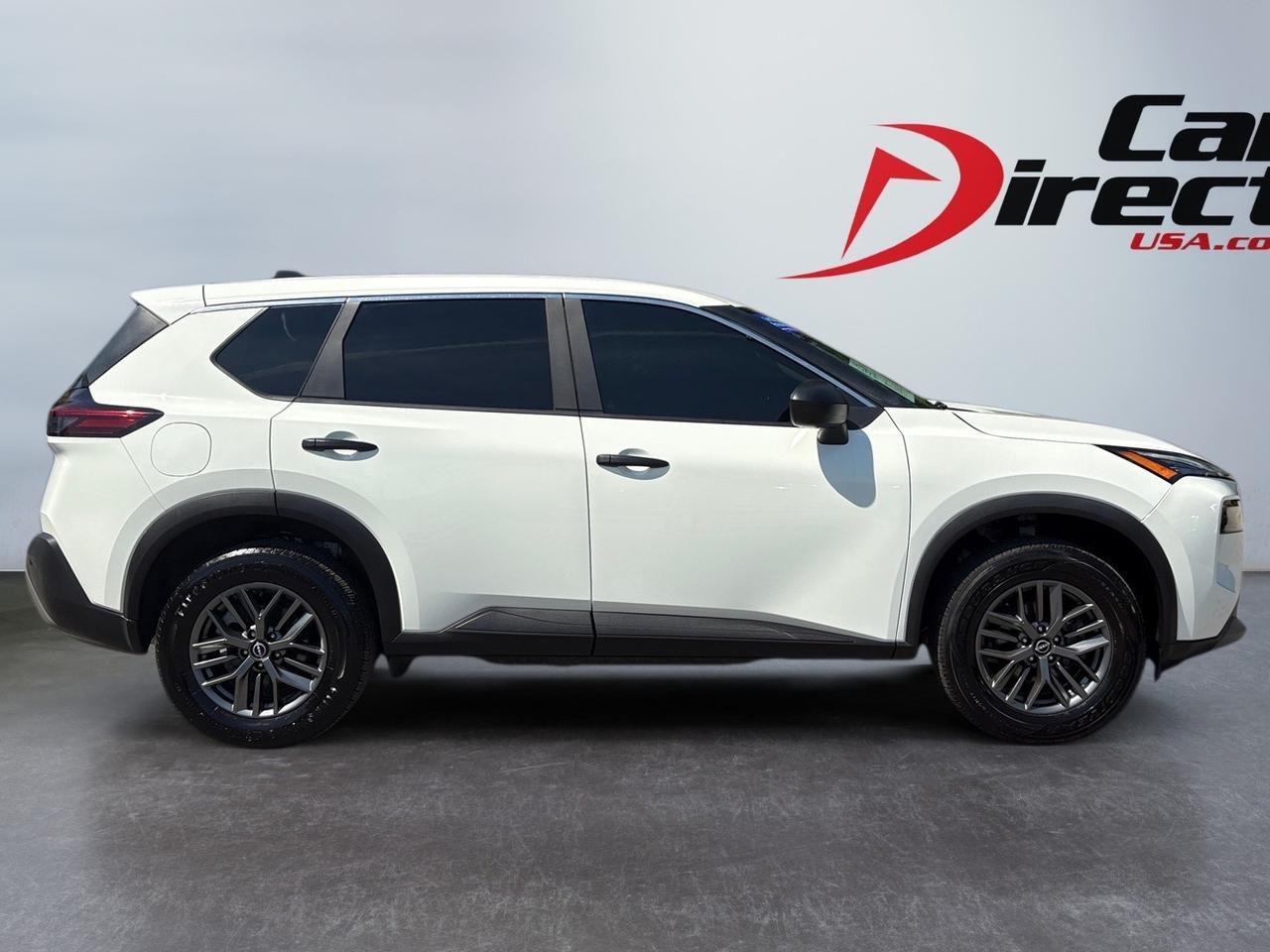 2023 Nissan Rogue S, BLIND SPOT ALERT, LANE DEPARTURE WARNING, REAR CROSS TRAFFIC ALERT, APPLE CARPLAY/ANDROID AUTO, BACKUP CAMERA, ROOF RAILS, FORWARD COLLISION ALERT, CLEAN CARFAX, RIDE THIS ROGUE!