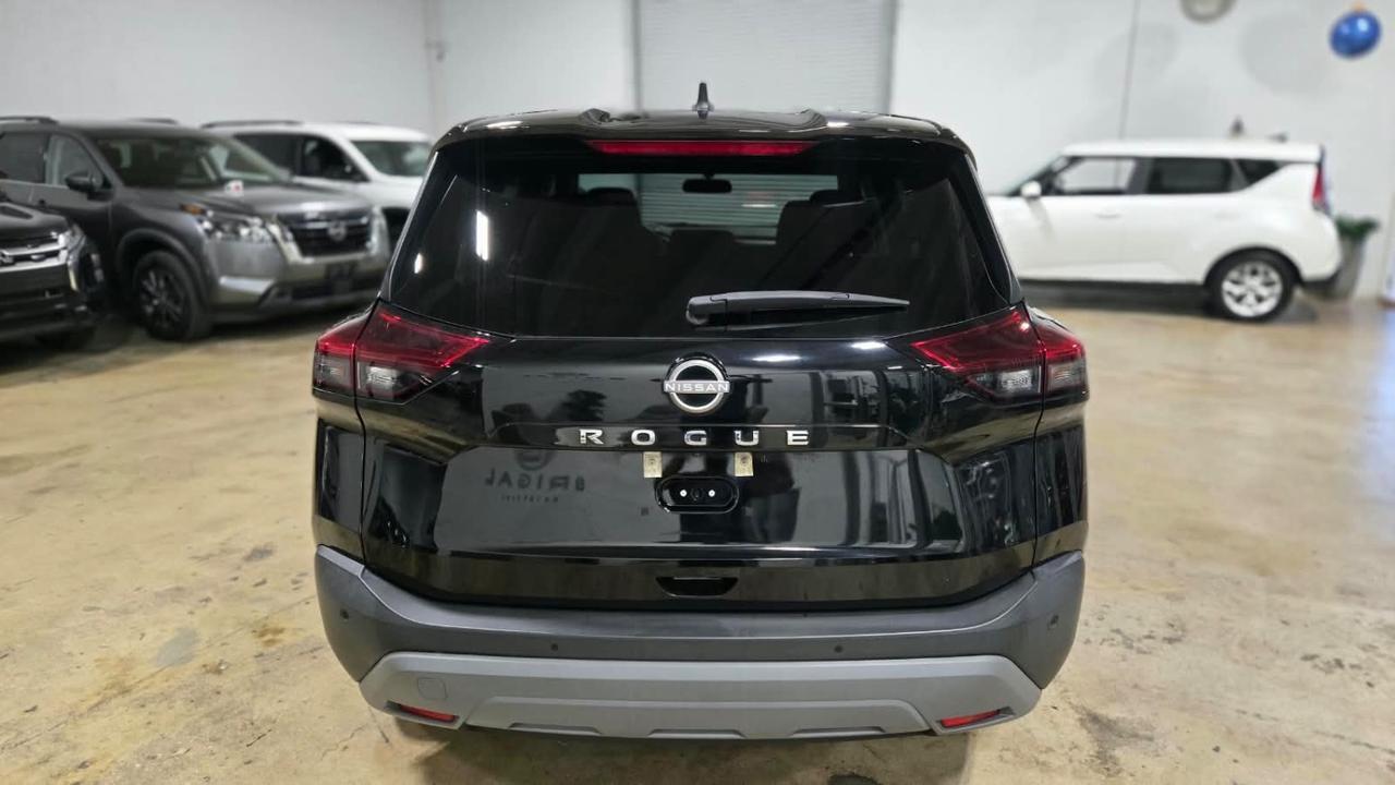 2023 Nissan Rogue S FWD