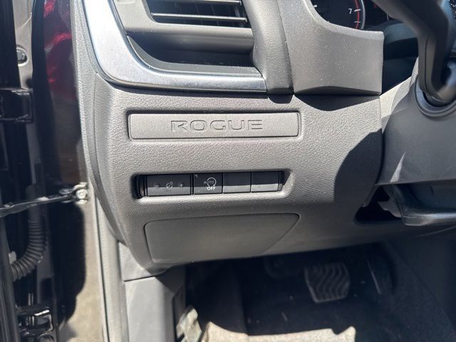 2023 Nissan Rogue S Random Lake WI