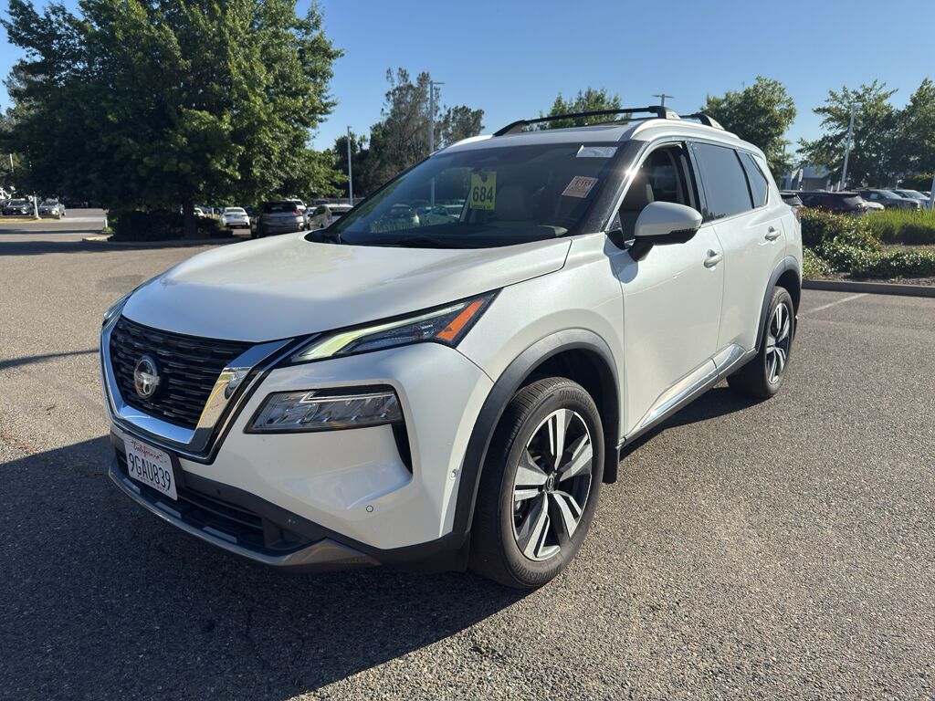 2023 Nissan Rogue SL