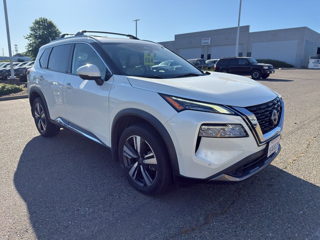 2023 Nissan Rogue SL