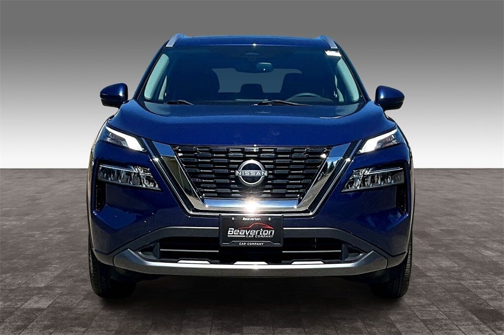 2023 Nissan Rogue SL photo 3