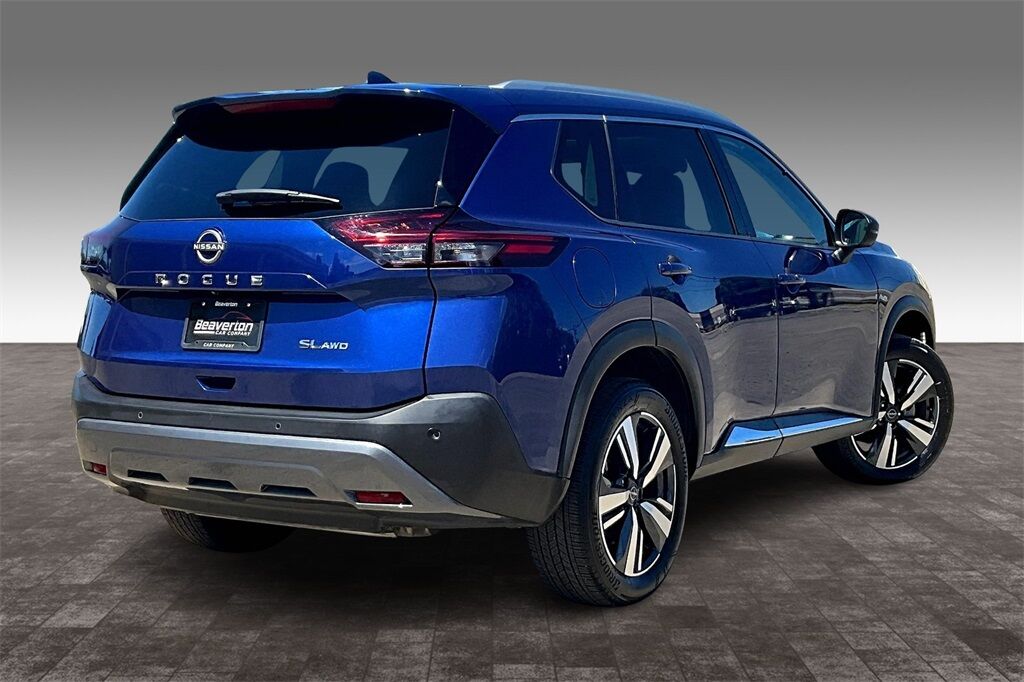 2023 Nissan Rogue SL photo 12