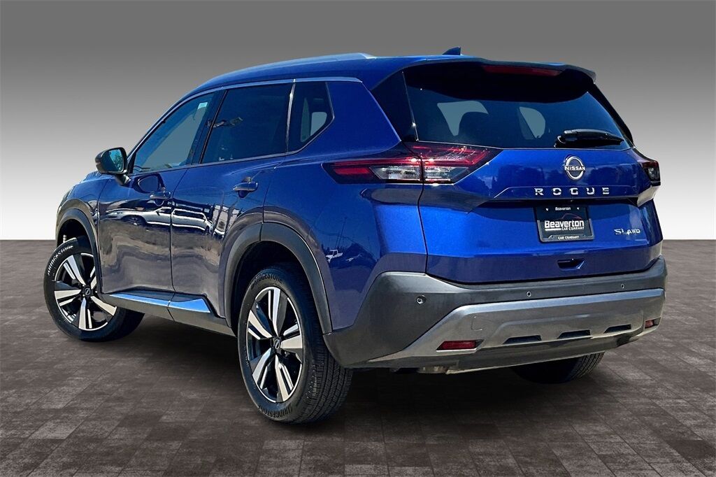 2023 Nissan Rogue SL photo 11