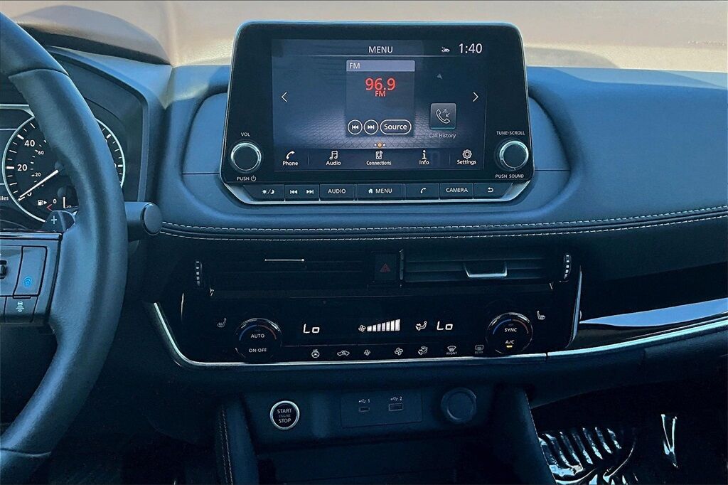 2023 Nissan Rogue SL photo 6