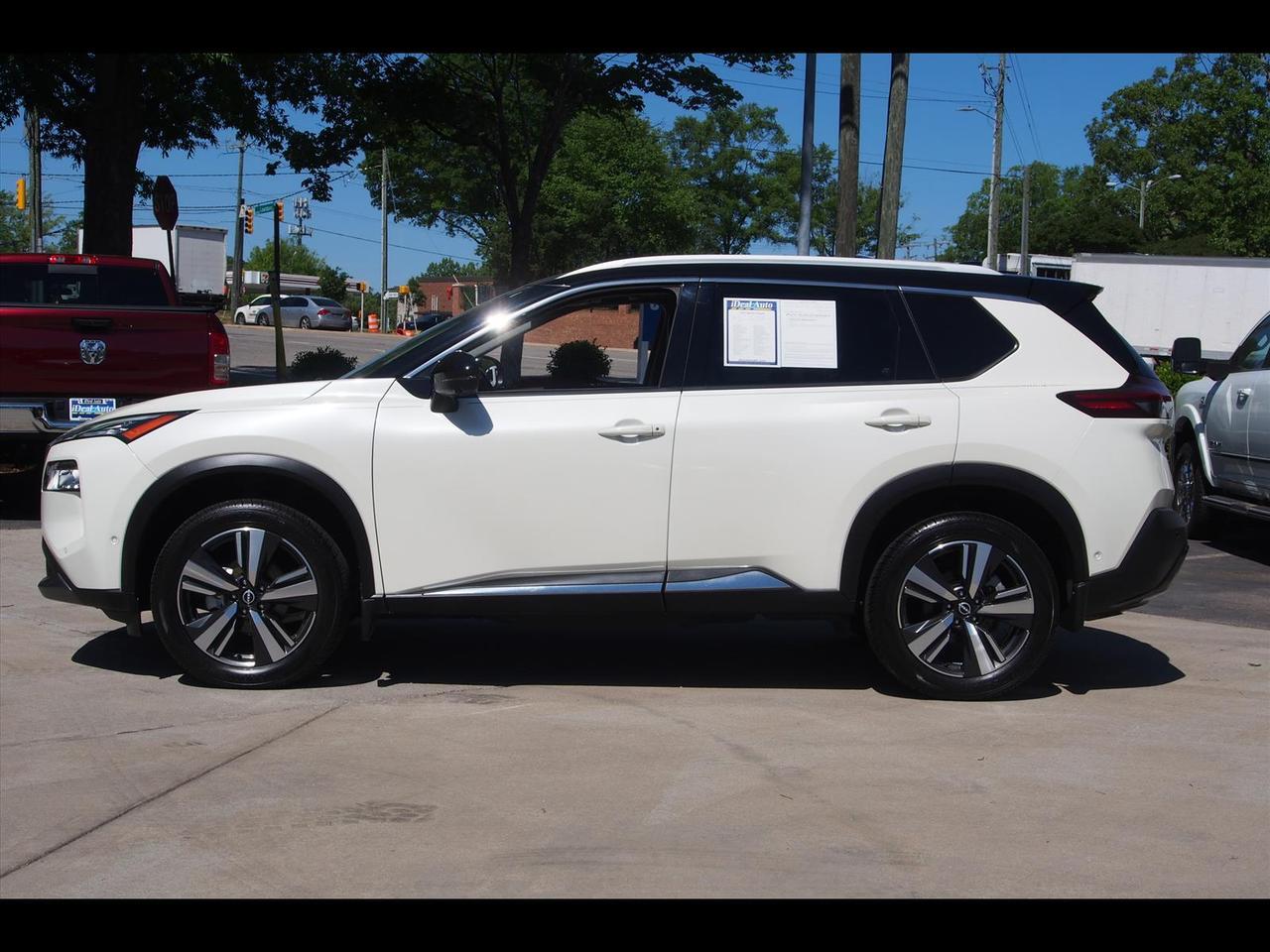 2023 Nissan Rogue SL